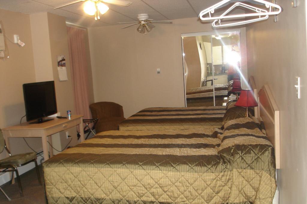King'S Hotel & Motel By Elevate Rooms Shaunavon Екстериор снимка